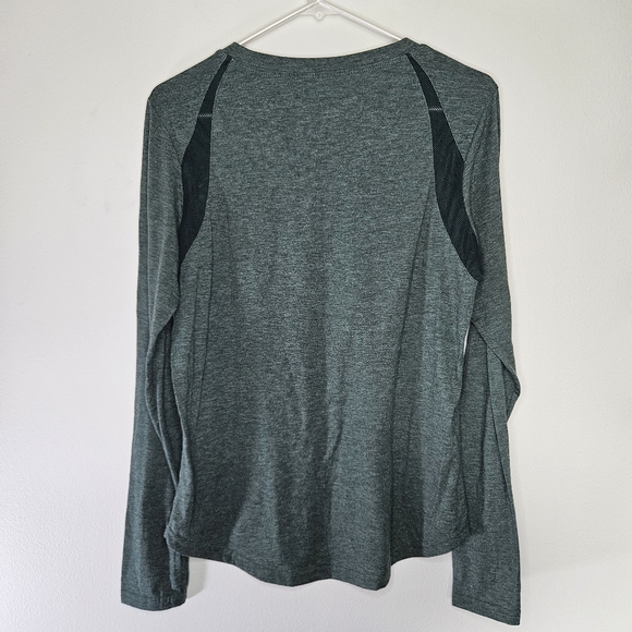 Long Sleeve Green Tee Sz L - Picture 8 of 8